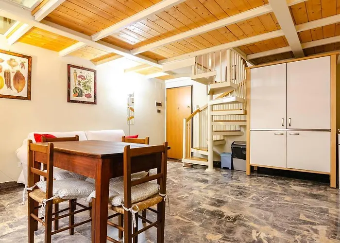 Апартаменты Fossalta Loft, At Few Steps From Piazza Maggiore *