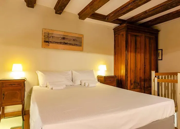 Fossalta Loft, At Few Steps From Piazza Maggiore Апартаменты *