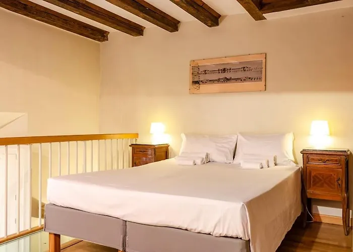 Fossalta Loft, At Few Steps From Piazza Maggiore Lejlighed